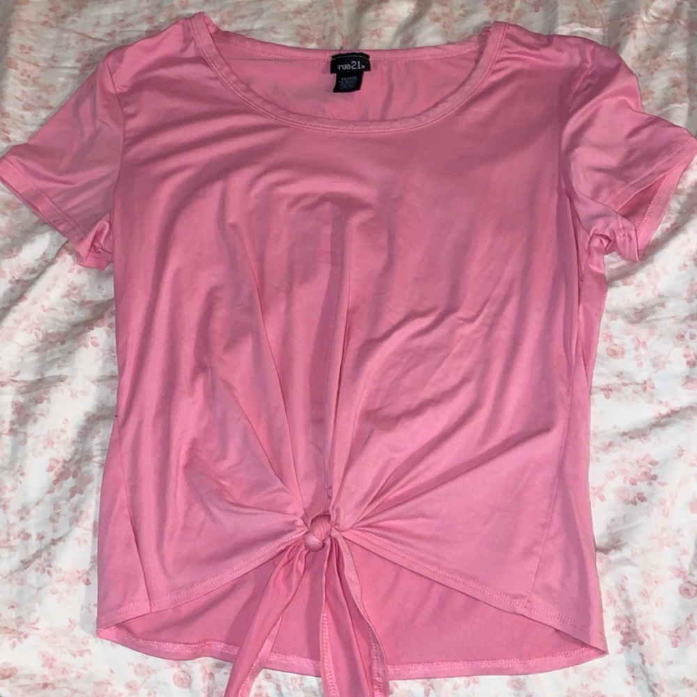 Rue 21 tie top